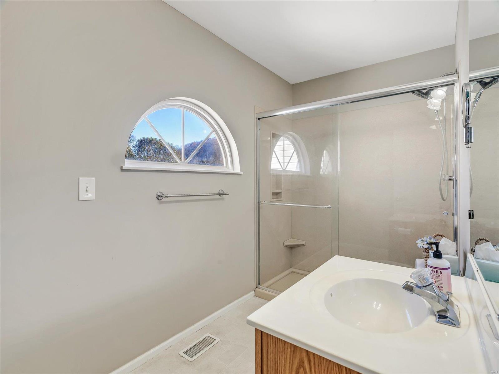 Joshua Xing - Residential