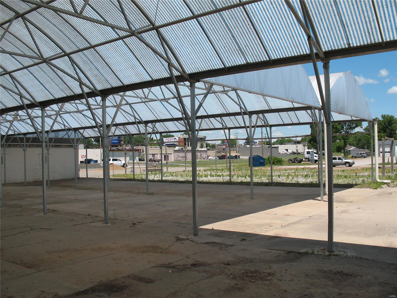 Harris - Commercial Sale