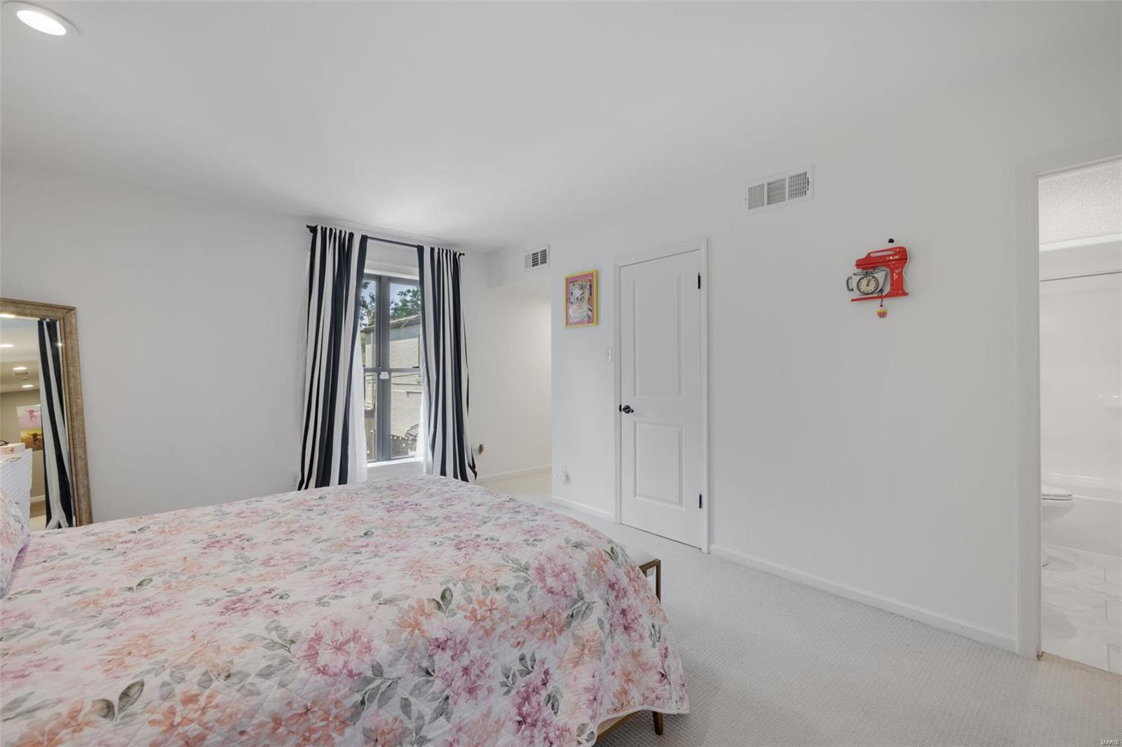 La Hacienda - Residential