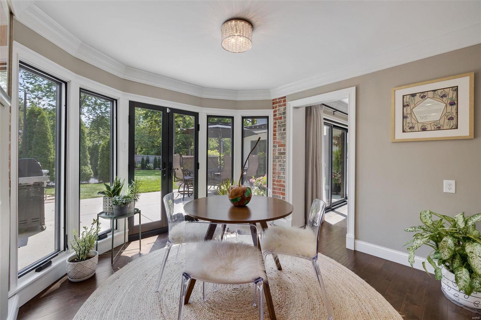 La Hacienda - Residential