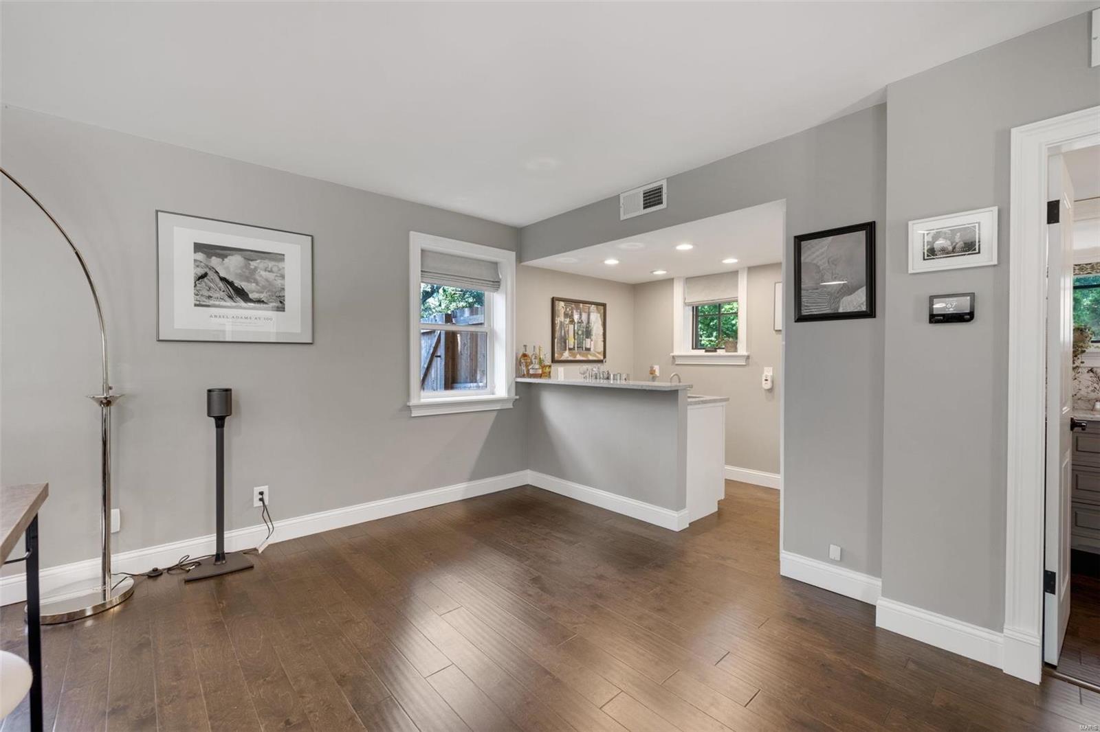 La Hacienda - Residential