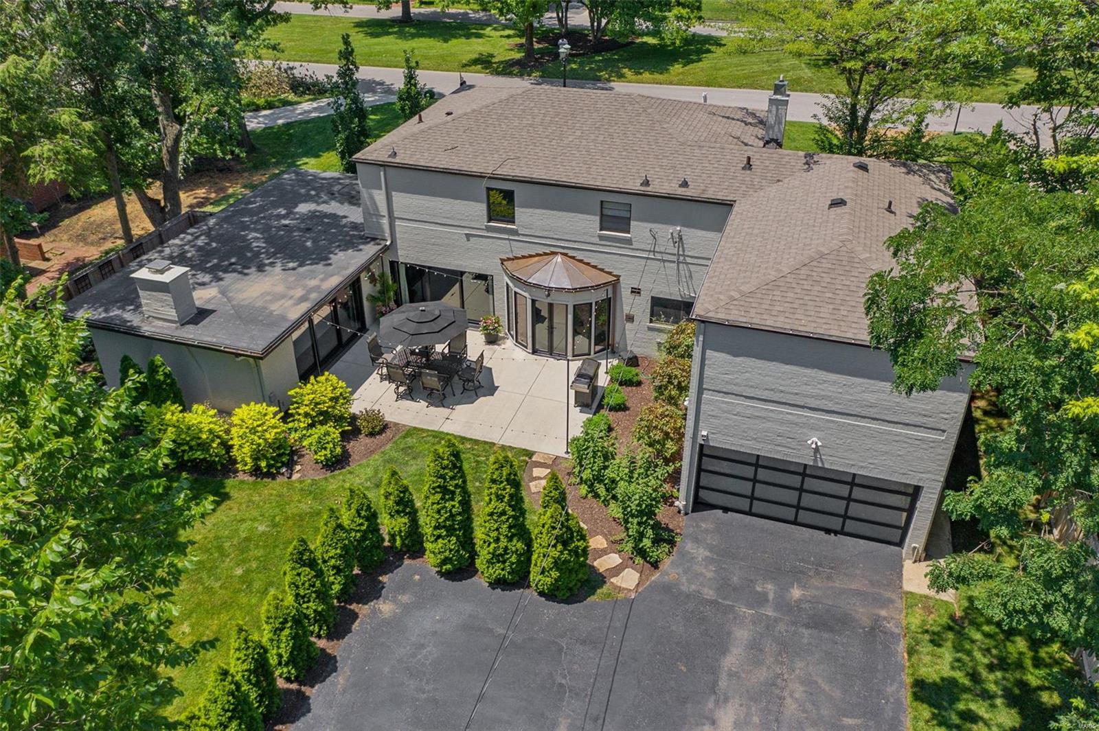 La Hacienda - Residential