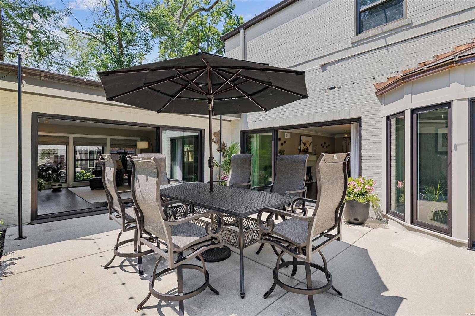 La Hacienda - Residential