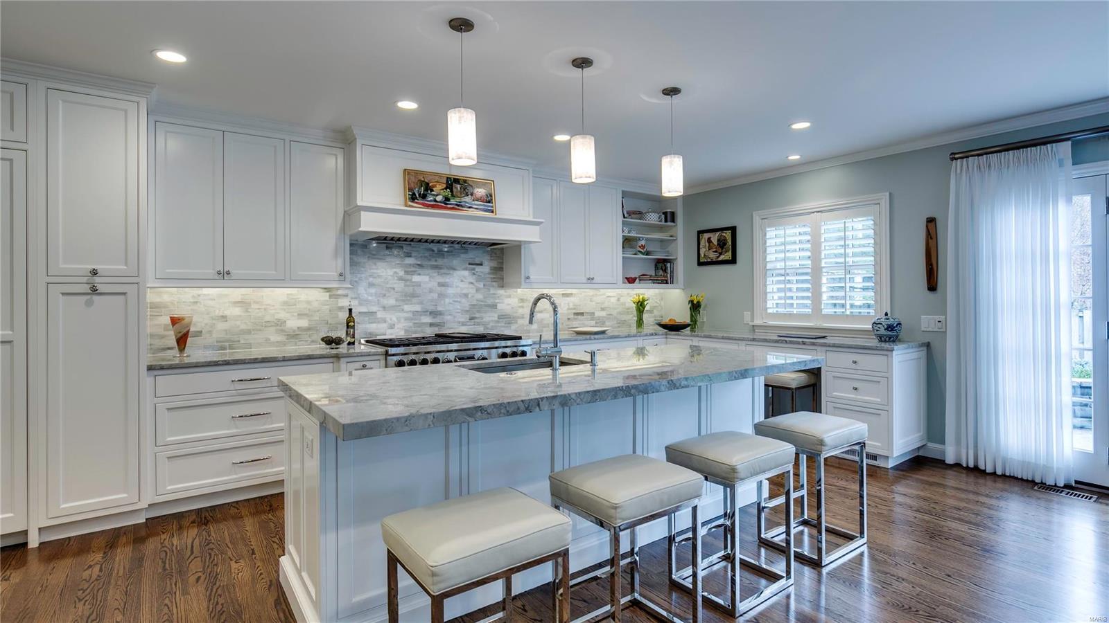 Davis Place - Residential