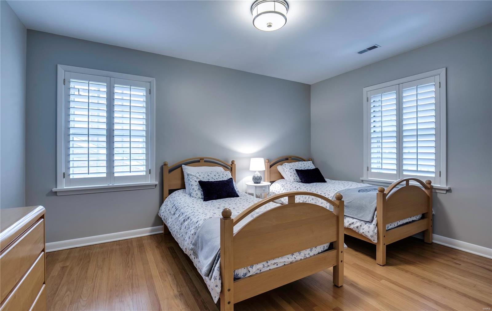 Davis Place - Residential