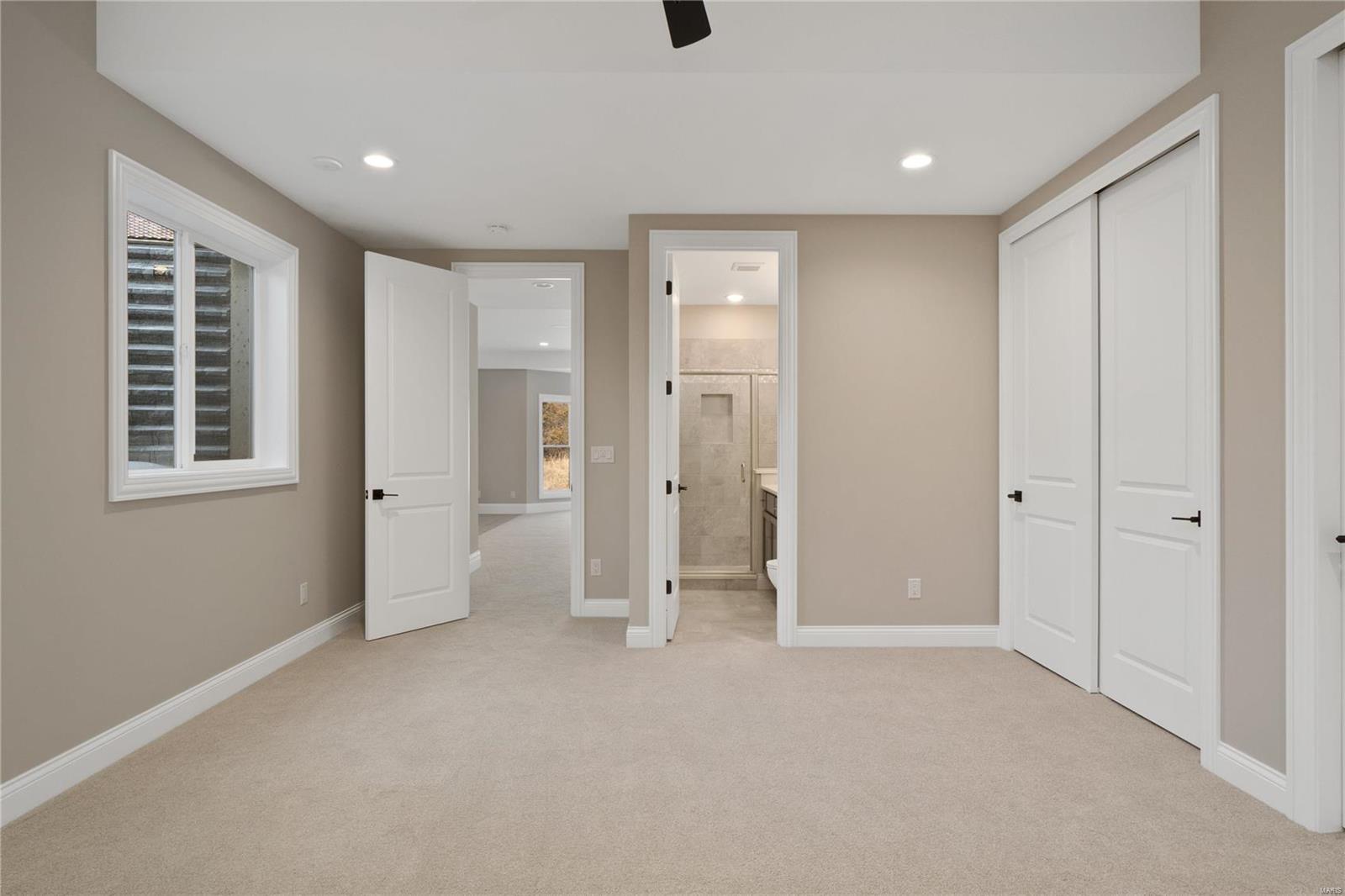 Lafayette Crossing - Residential