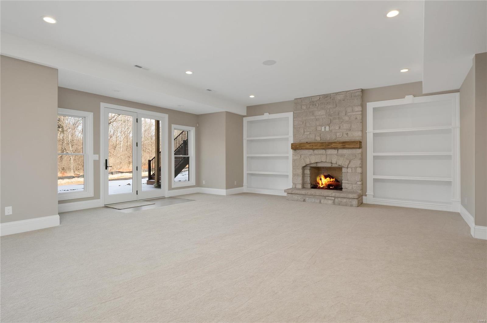 Lafayette Crossing - Residential