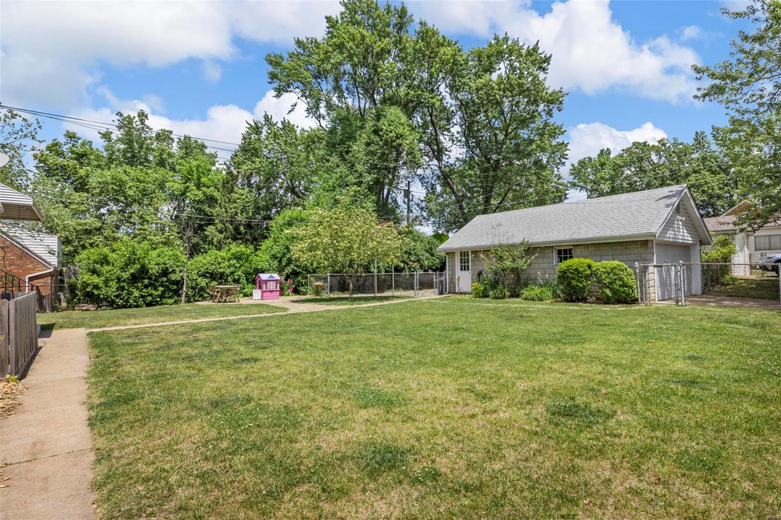 Heidemanns Aka Laughlins Add To - Residential