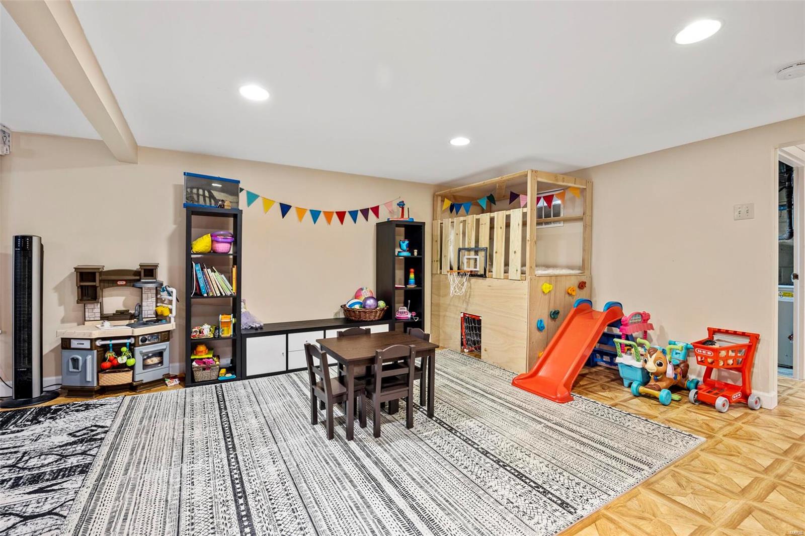 Heidemanns Aka Laughlins Add To - Residential