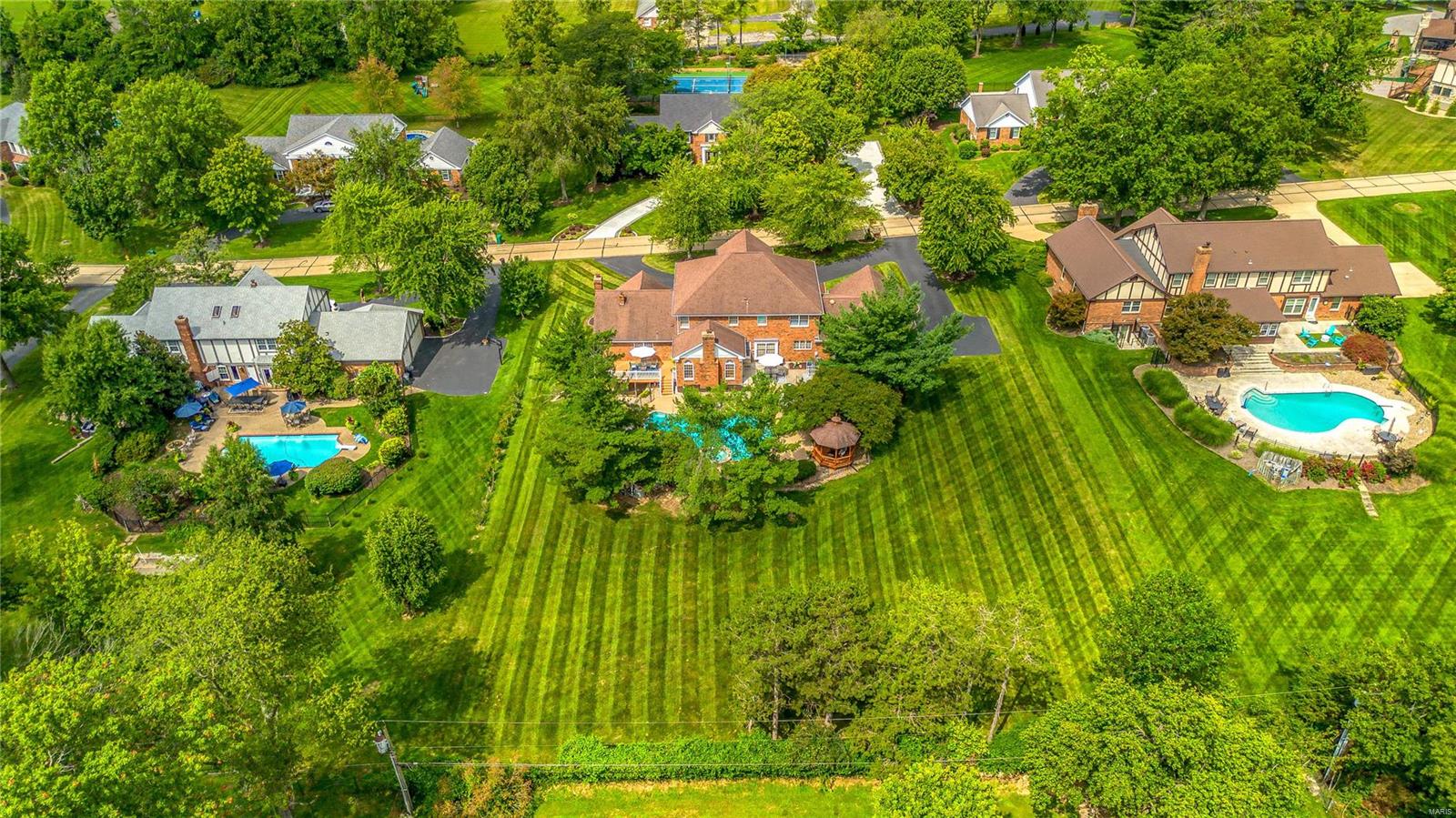 Chatsworth Place - Residential