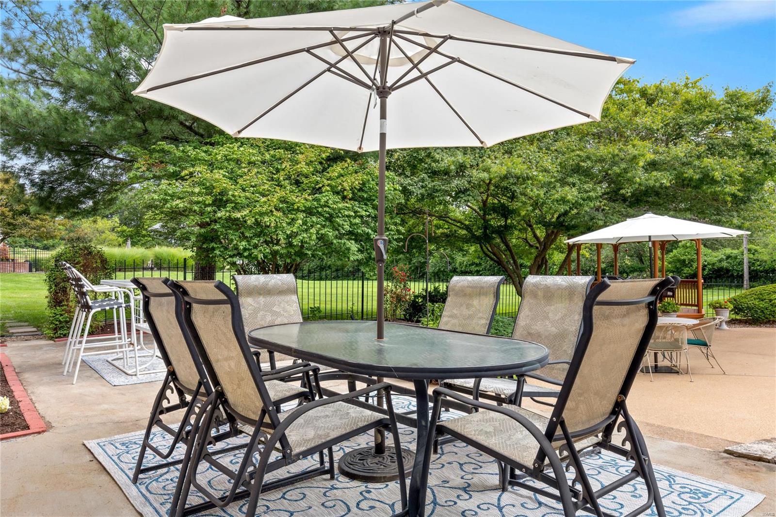 Chatsworth Place - Residential