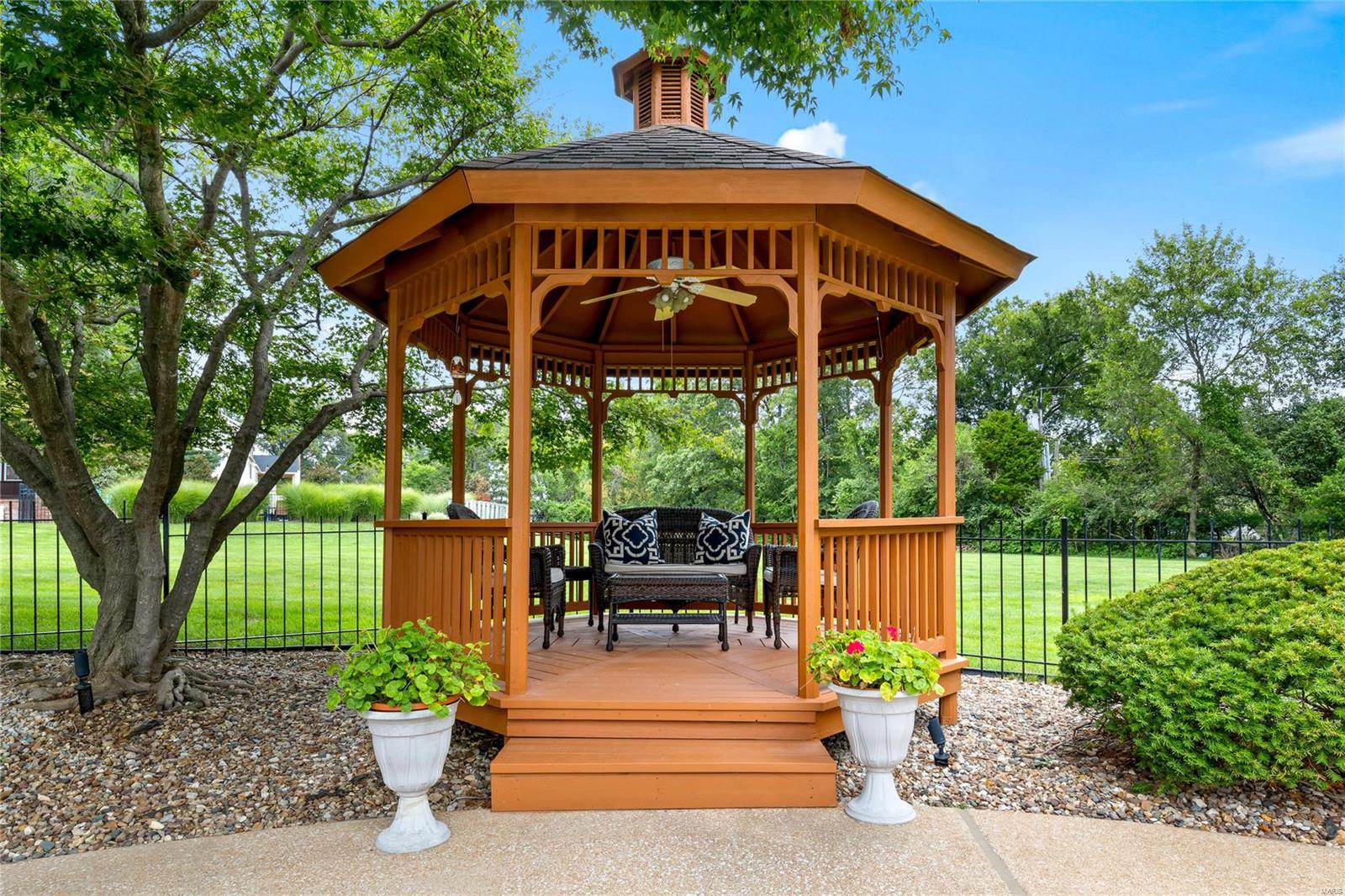 Chatsworth Place - Residential