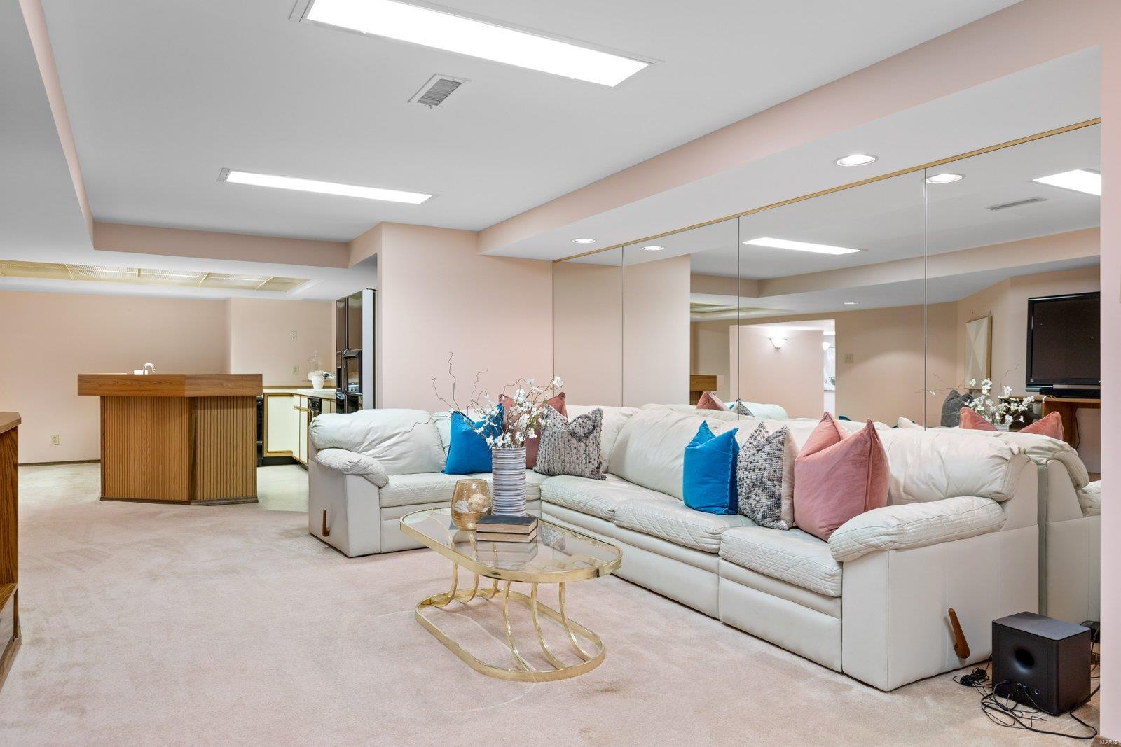 Chatsworth Place - Residential