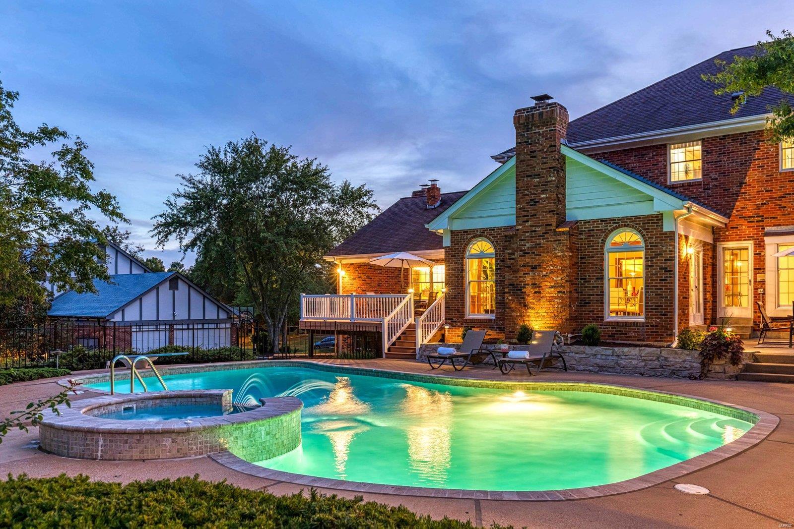 Chatsworth Place - Residential