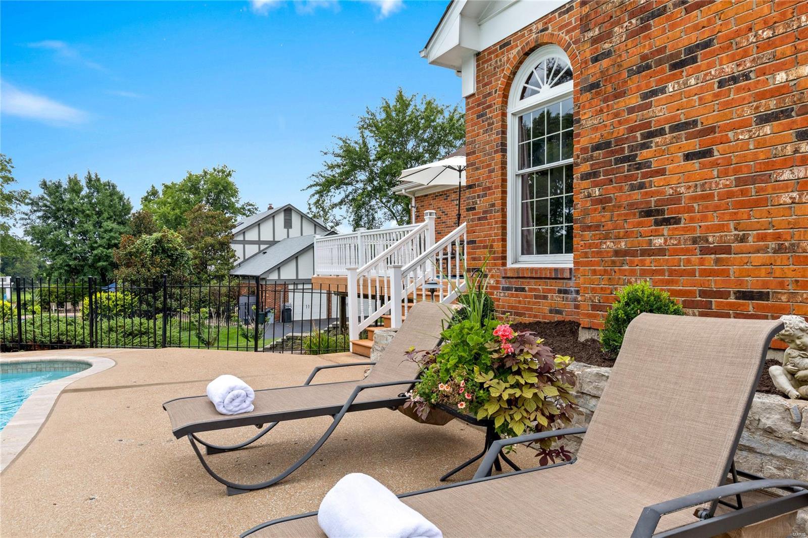 Chatsworth Place - Residential