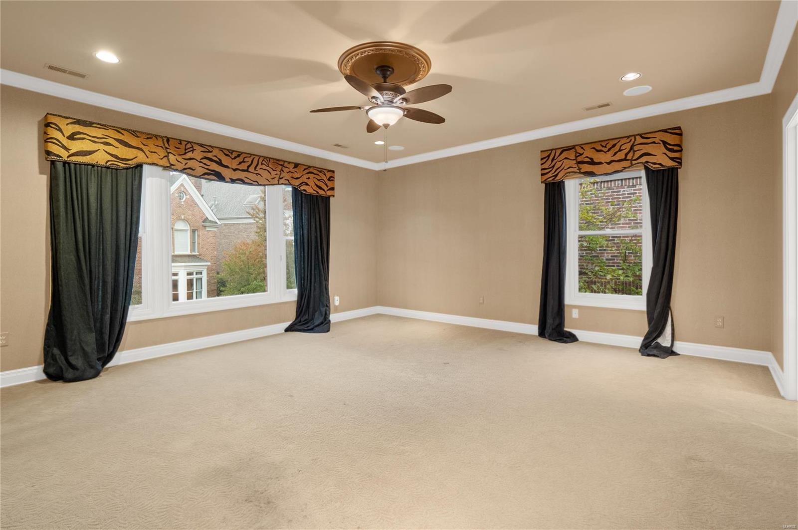 Clayton Lane - Residential