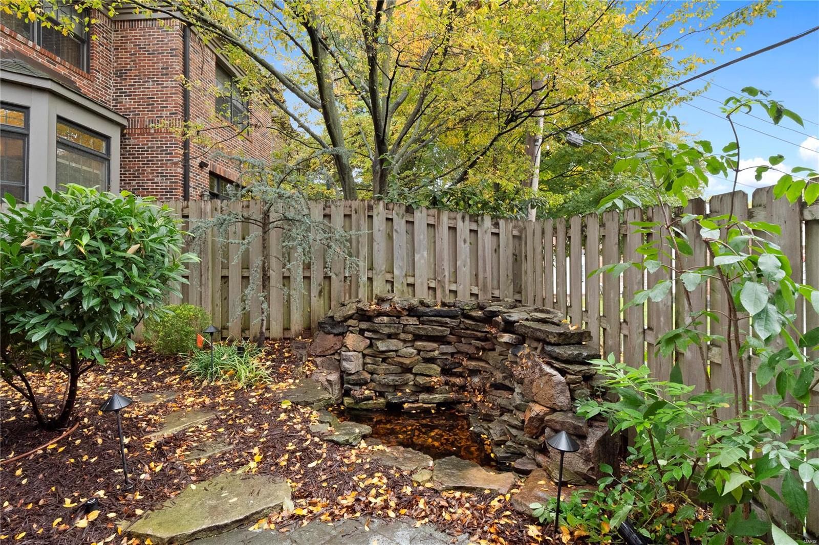 Clayton Lane - Residential