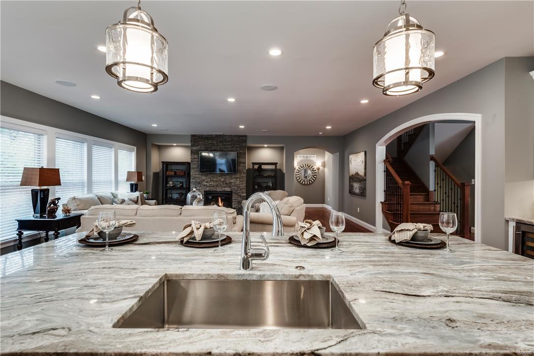 Stoneleigh Towers - Residential