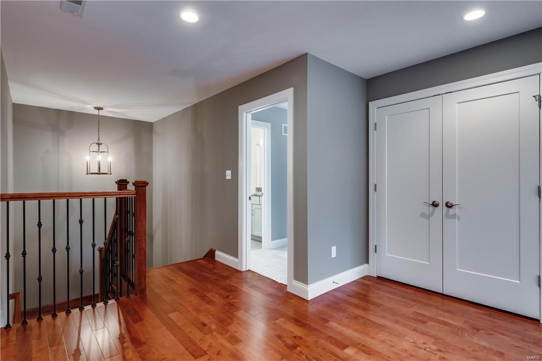 Stoneleigh Towers - Residential