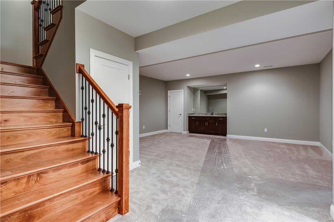 Stoneleigh Towers - Residential