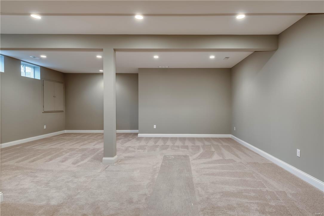 Stoneleigh Towers - Residential