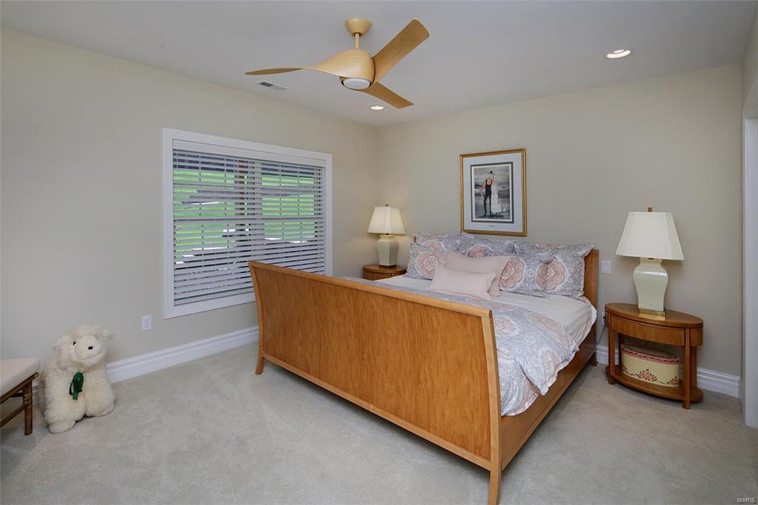 The Villas at Meadowbrook - Residential