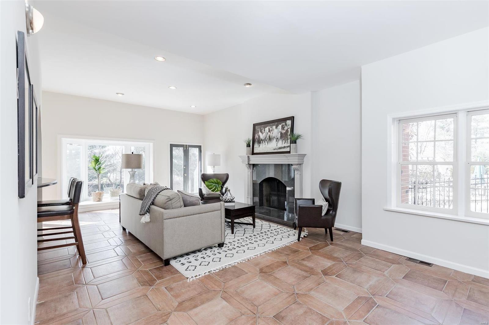 Lake Forest - Residential