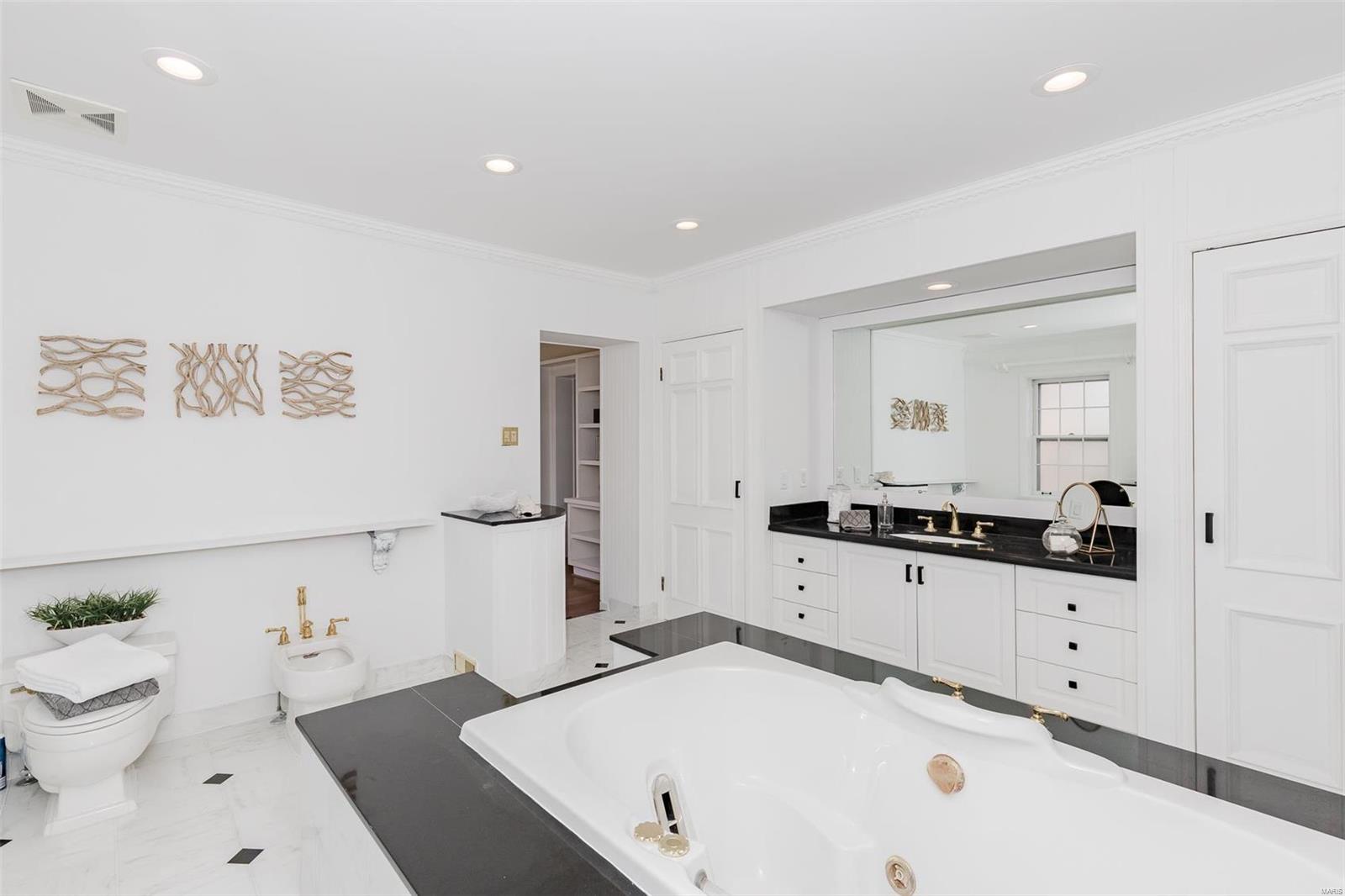 Lake Forest - Residential