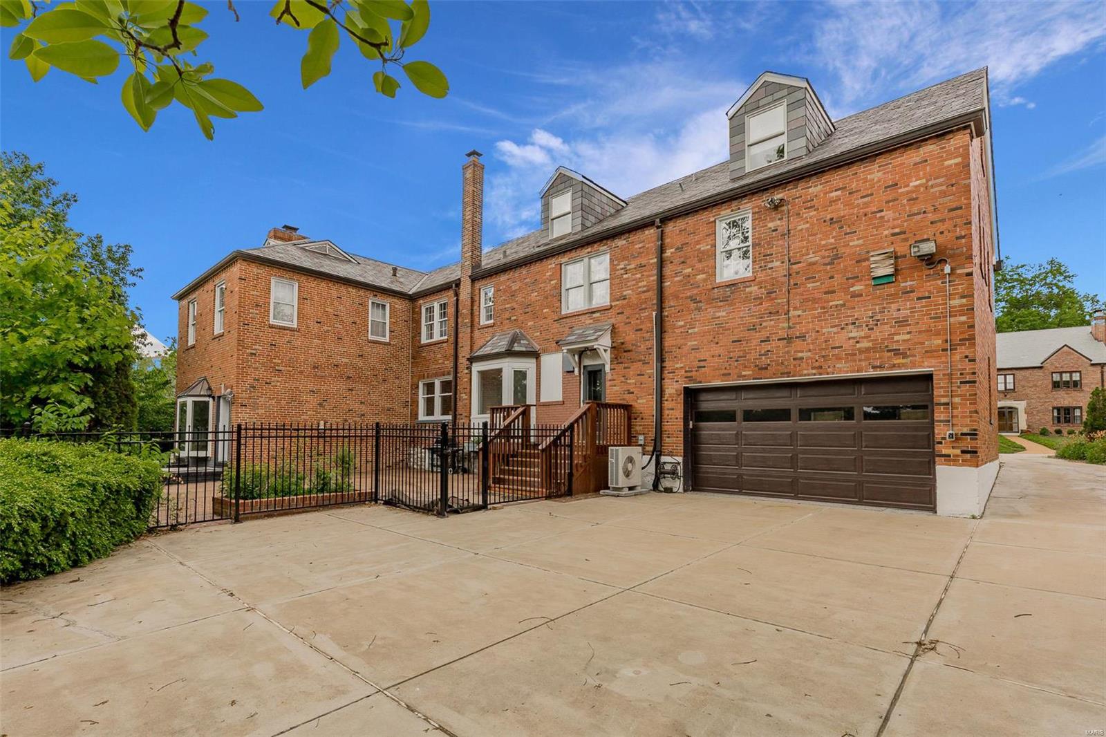 Lake Forest - Residential