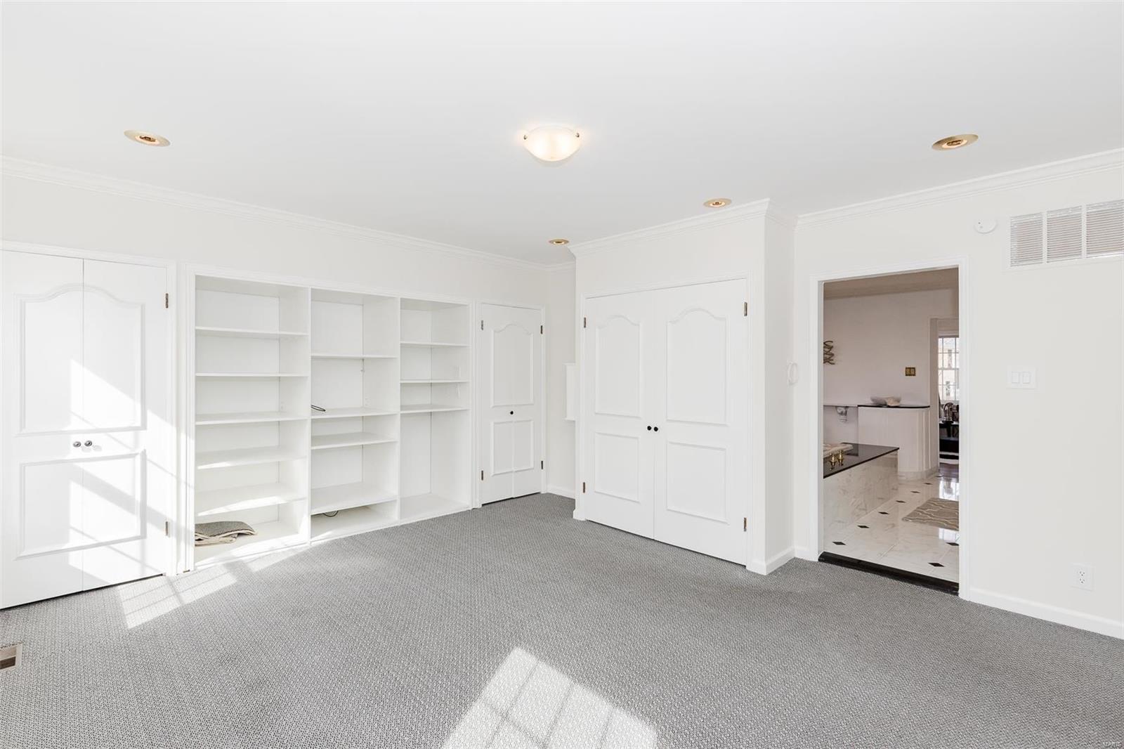 Lake Forest - Residential