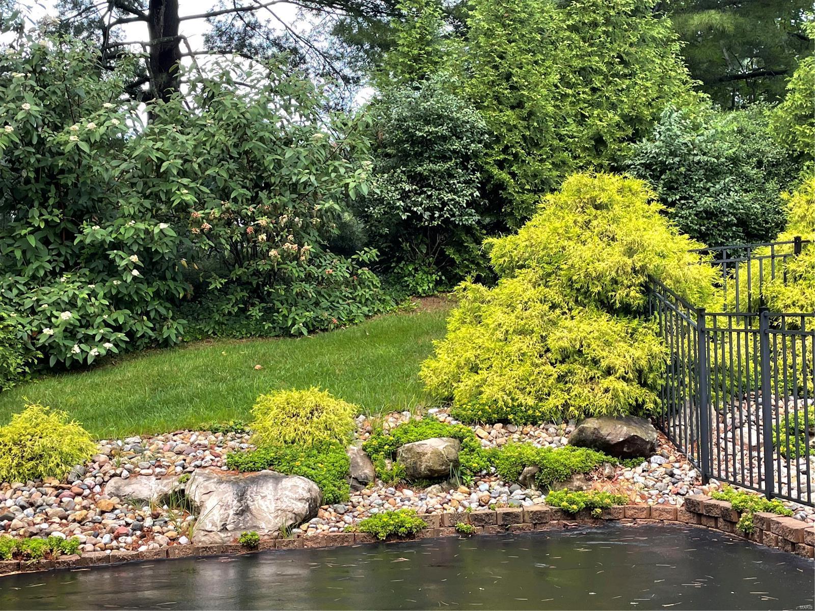 Pinecrest Manor Amd - Residential