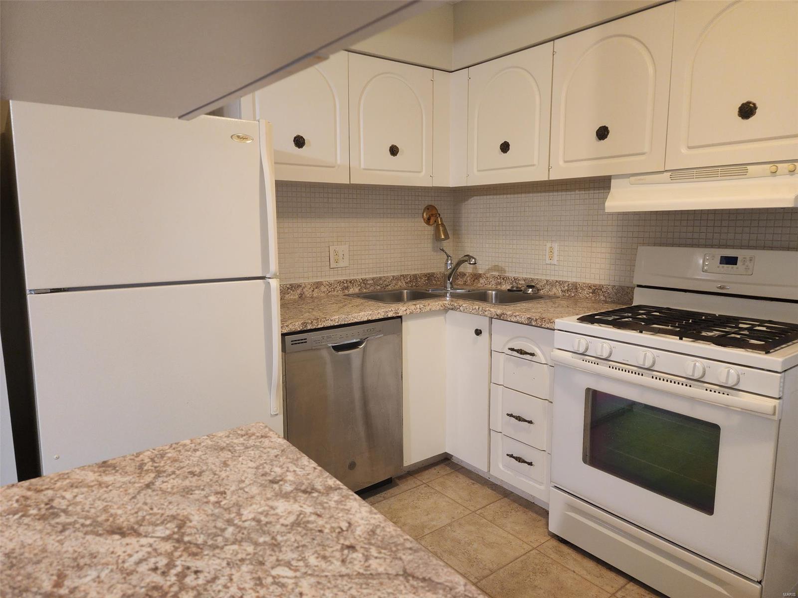 Leisure Village Condo - Residential