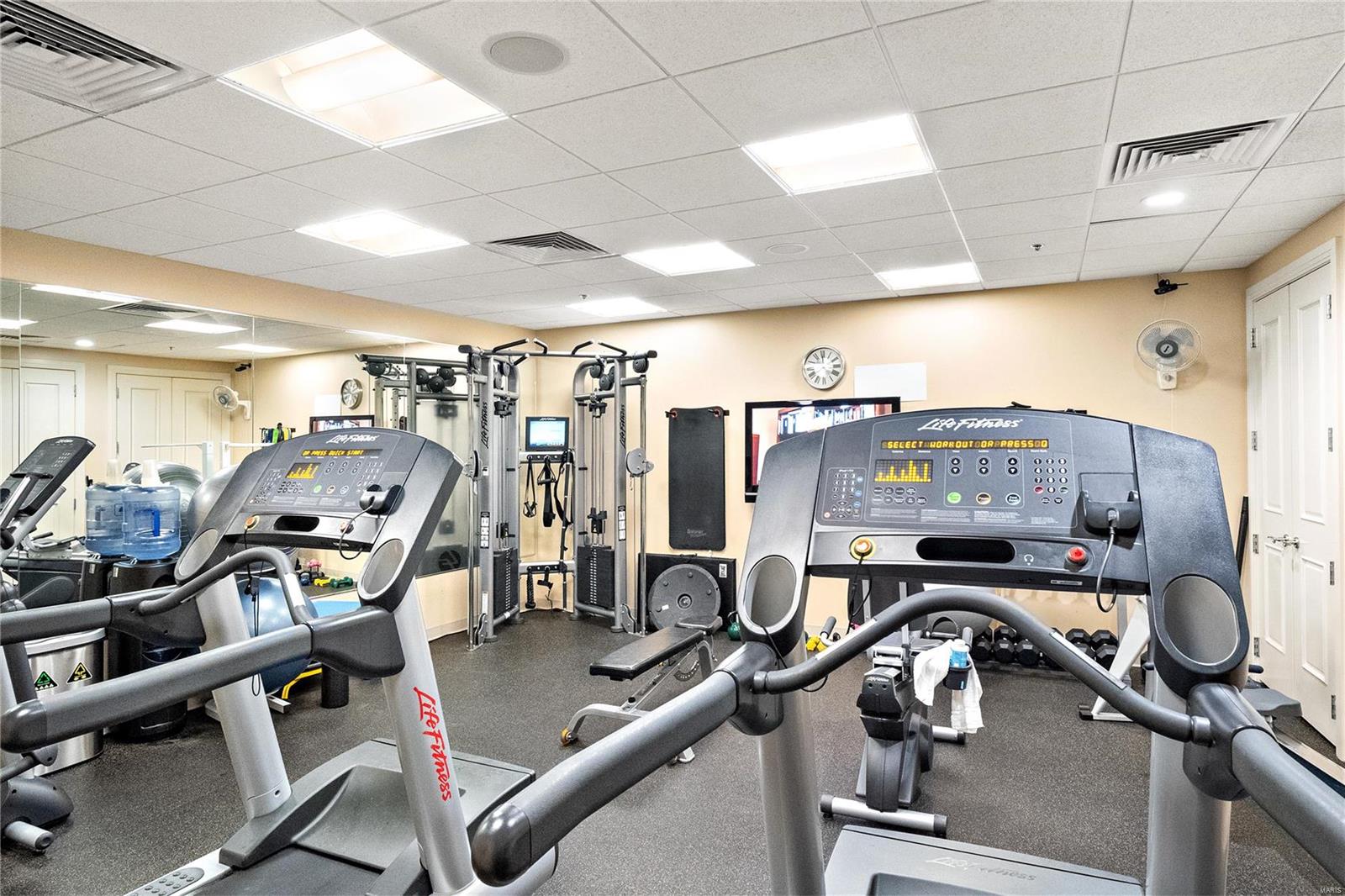 Crescent Condo - Residential