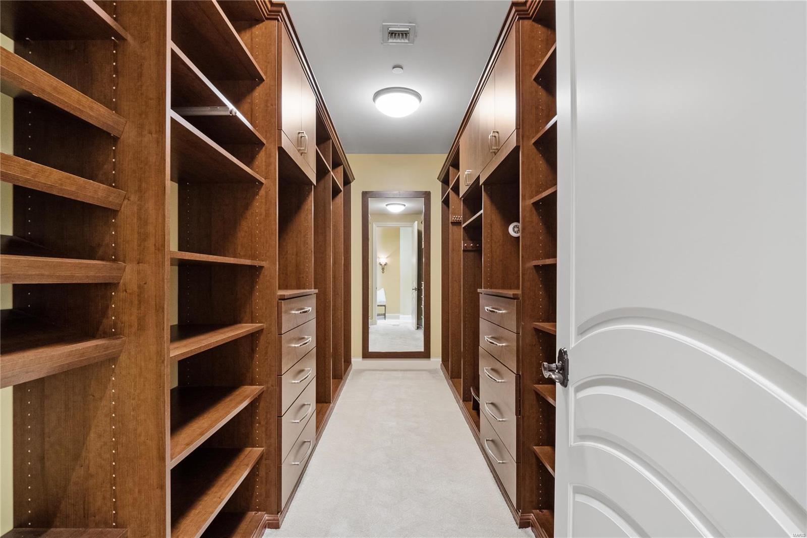 Crescent Condo - Residential