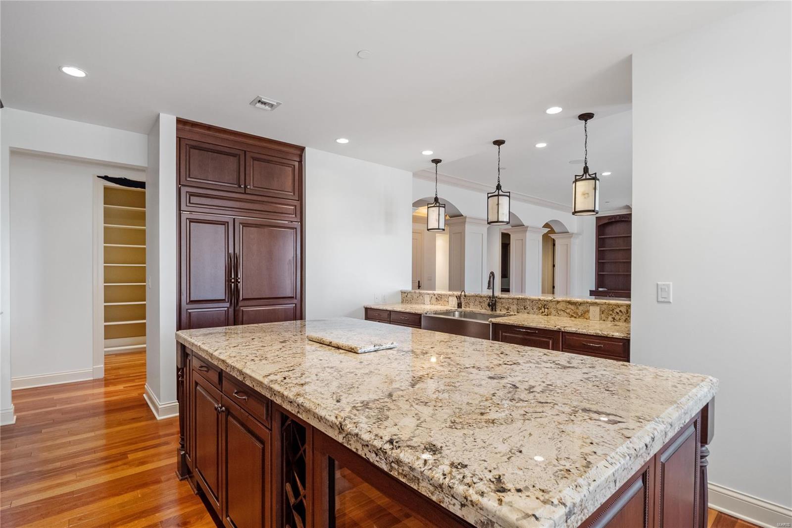 Crescent Condo - Residential