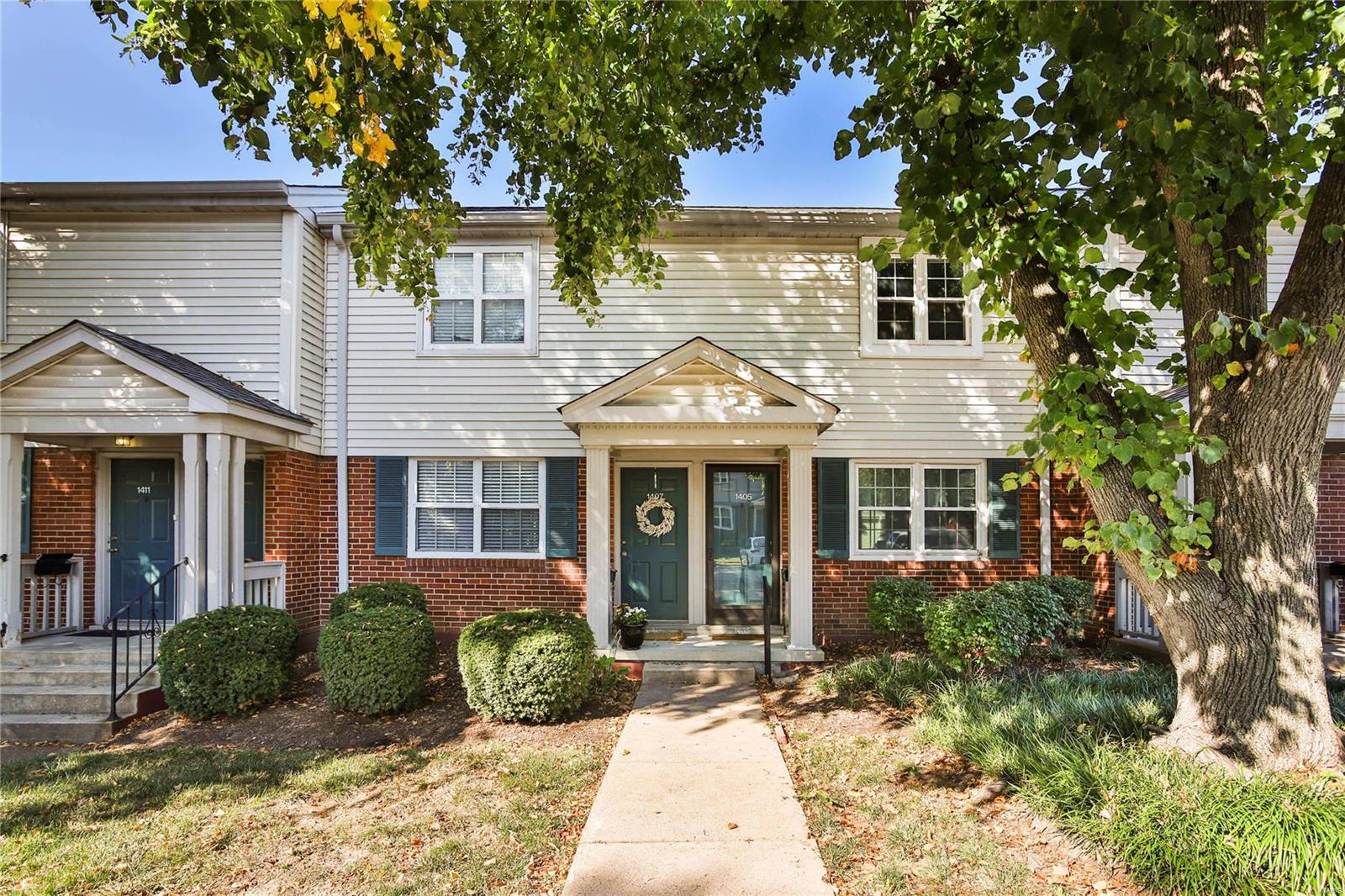 1405 Peacock Lane