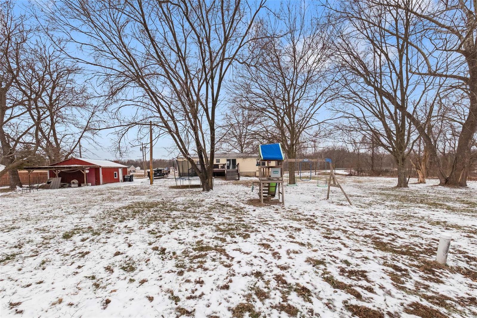 Winfield, Missouri 63389, United States, 3 Bedrooms Bedrooms, ,2 BathroomsBathrooms,Residential,Pending,1393