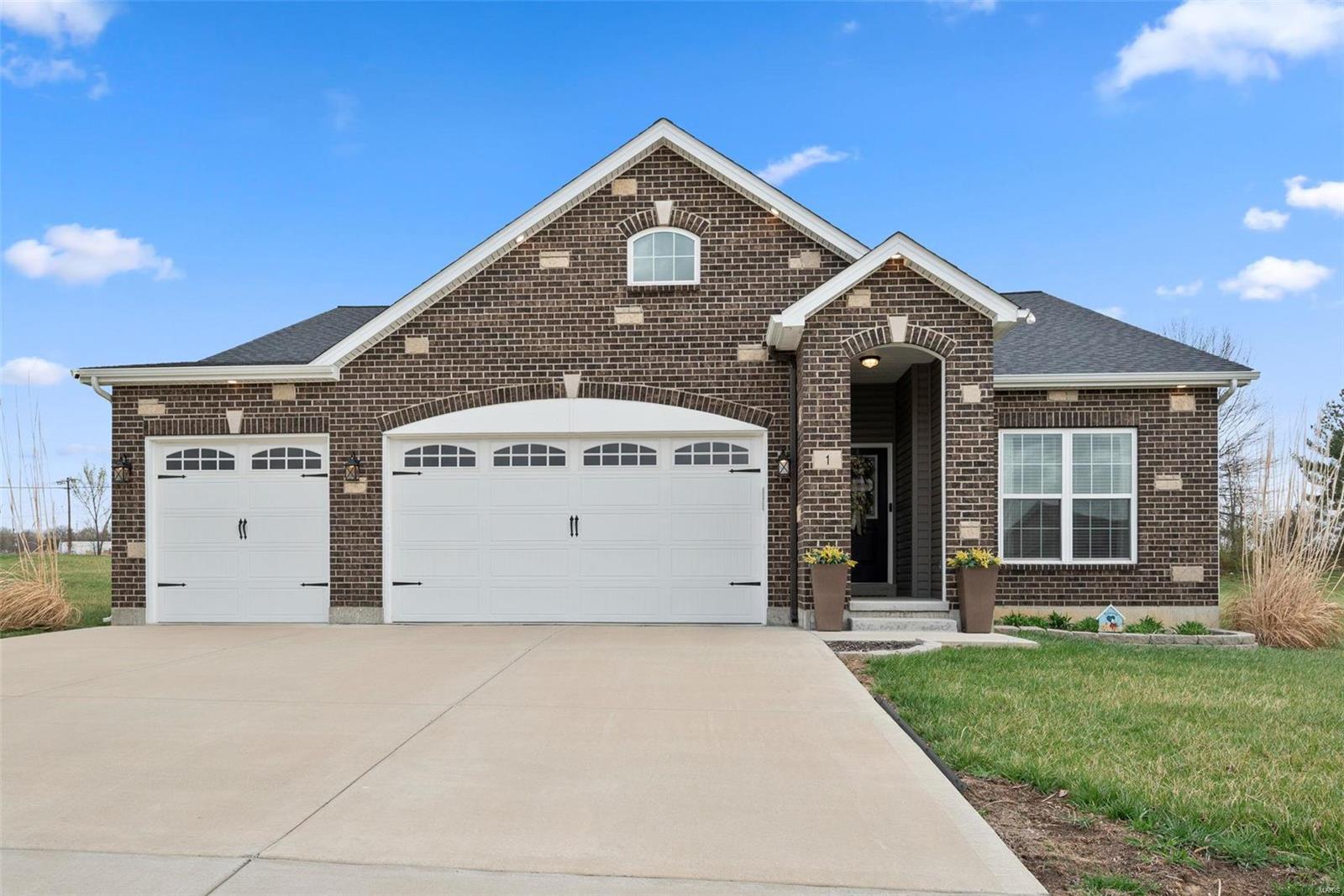 Westhampton Woods 01 - Residential