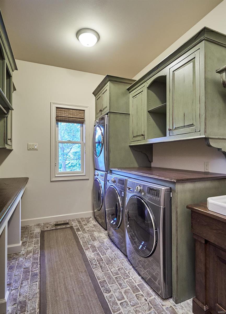 Madisons Place Two - Residential