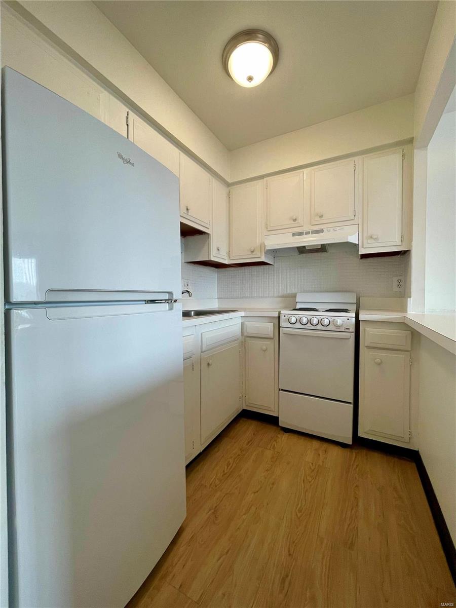 Lindell Add 02 - Residential Income