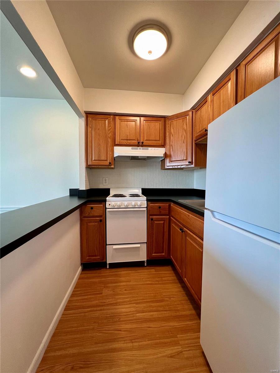 Lindell Add 02 - Residential Income