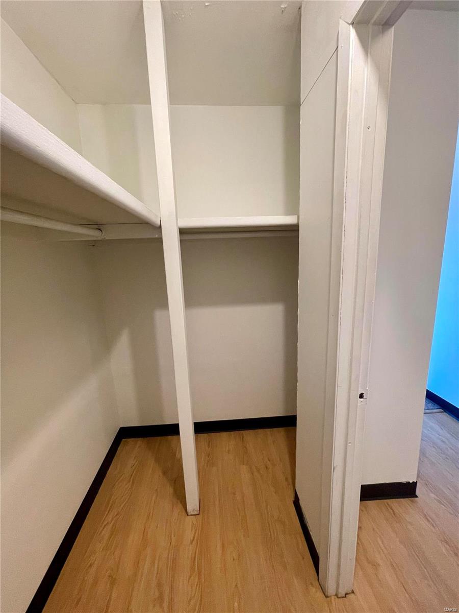 Lindell Add 02 - Residential Income