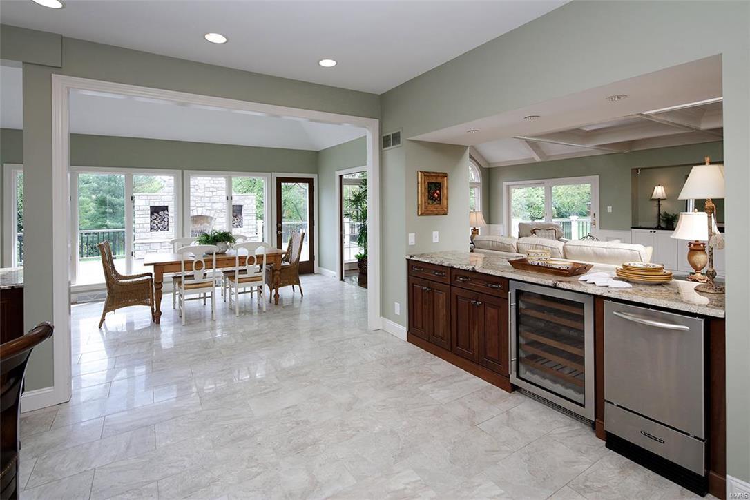 Frontenac Place - Residential