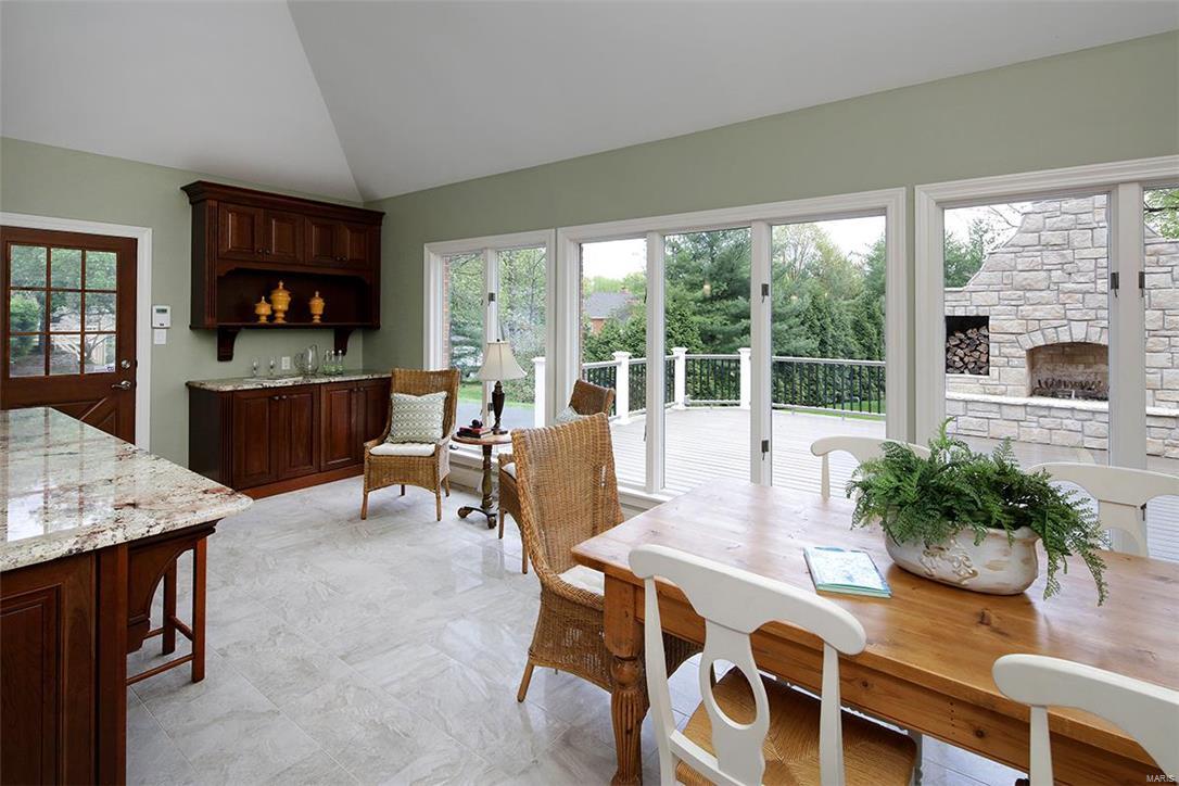 Frontenac Place - Residential