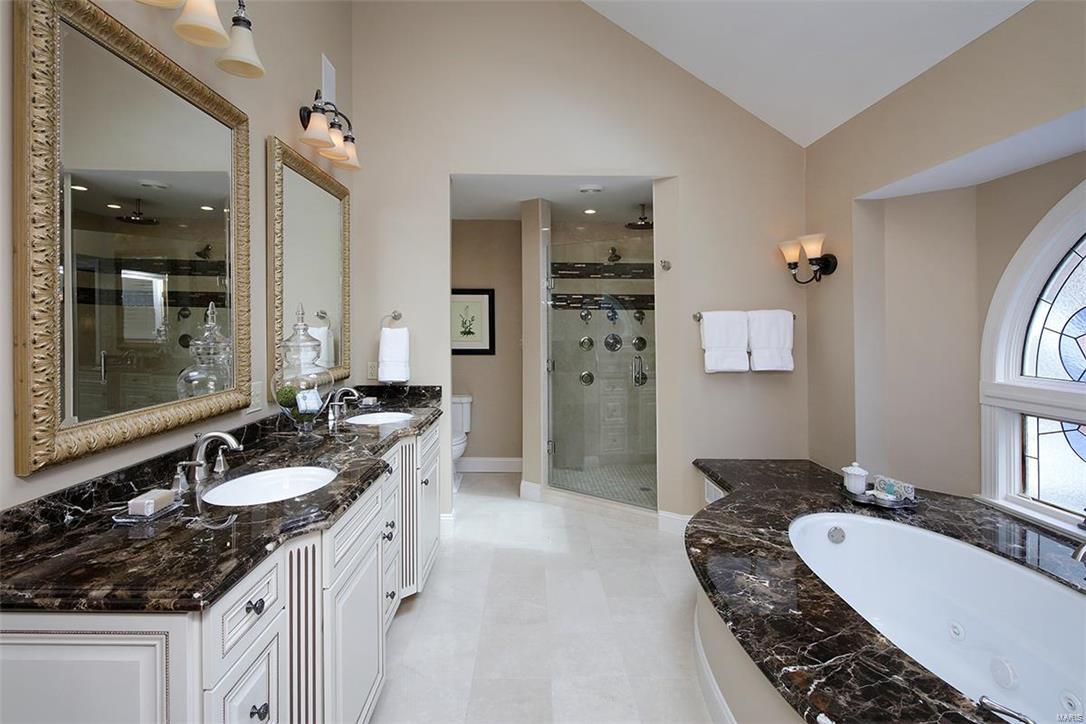 Frontenac Place - Residential