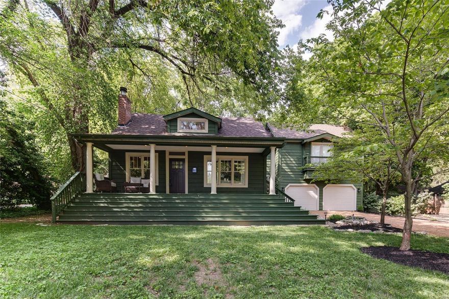 HUGE PRICE DROP! SELLERS SAY "BRING AN OFFER!"

WELCOME HOME to this beautifully renovated house in the heart of Webster Groves!With it's large welcoming front porch,you'll know you're home when you pull up!As you come through the front door, you enter into the family,dining and living rooms that boast beautiful wood floors throughout the main level.The kitchen is done in custom white cabinetry,granite countertops,center island with gas cook top,breakfast bar and soaring vaulted ceilings.Off of the kitchen you have a half bath,main floor laundry and entrance to a two car garage through the mudroom.The main level master suite has a beautifully renovated bath,perfect as a master on main or your own office suite!The upper level boasts a HUGE vaulted master bedroom with master bath,walk in closet and balcony overlooking the front yard.There is a large hall bath,two additional bedrooms,a second laundry room,study/desk area and custom hallway bookshelves! COME LOOK TODAY! Additional Rooms: Mud Room