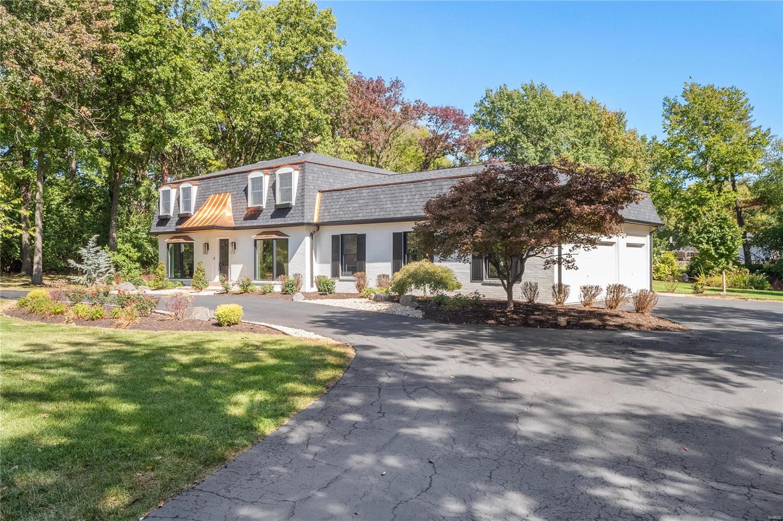 Windmoor Place South - Residential