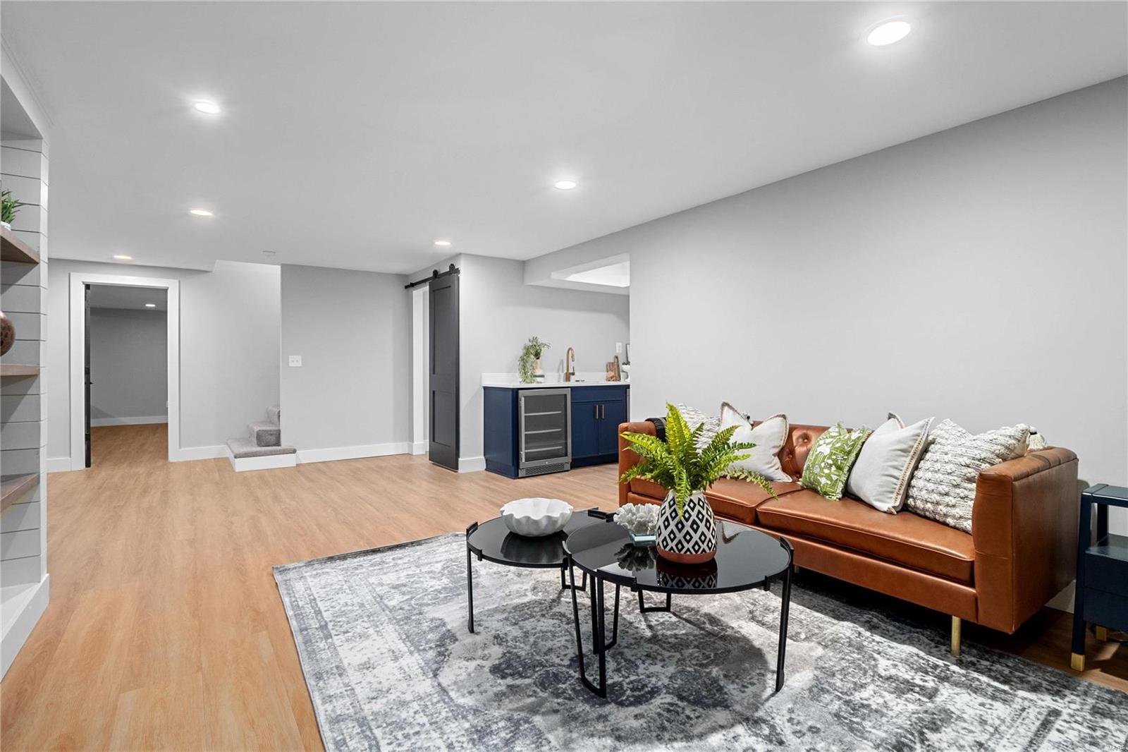 Windmoor Place South - Residential