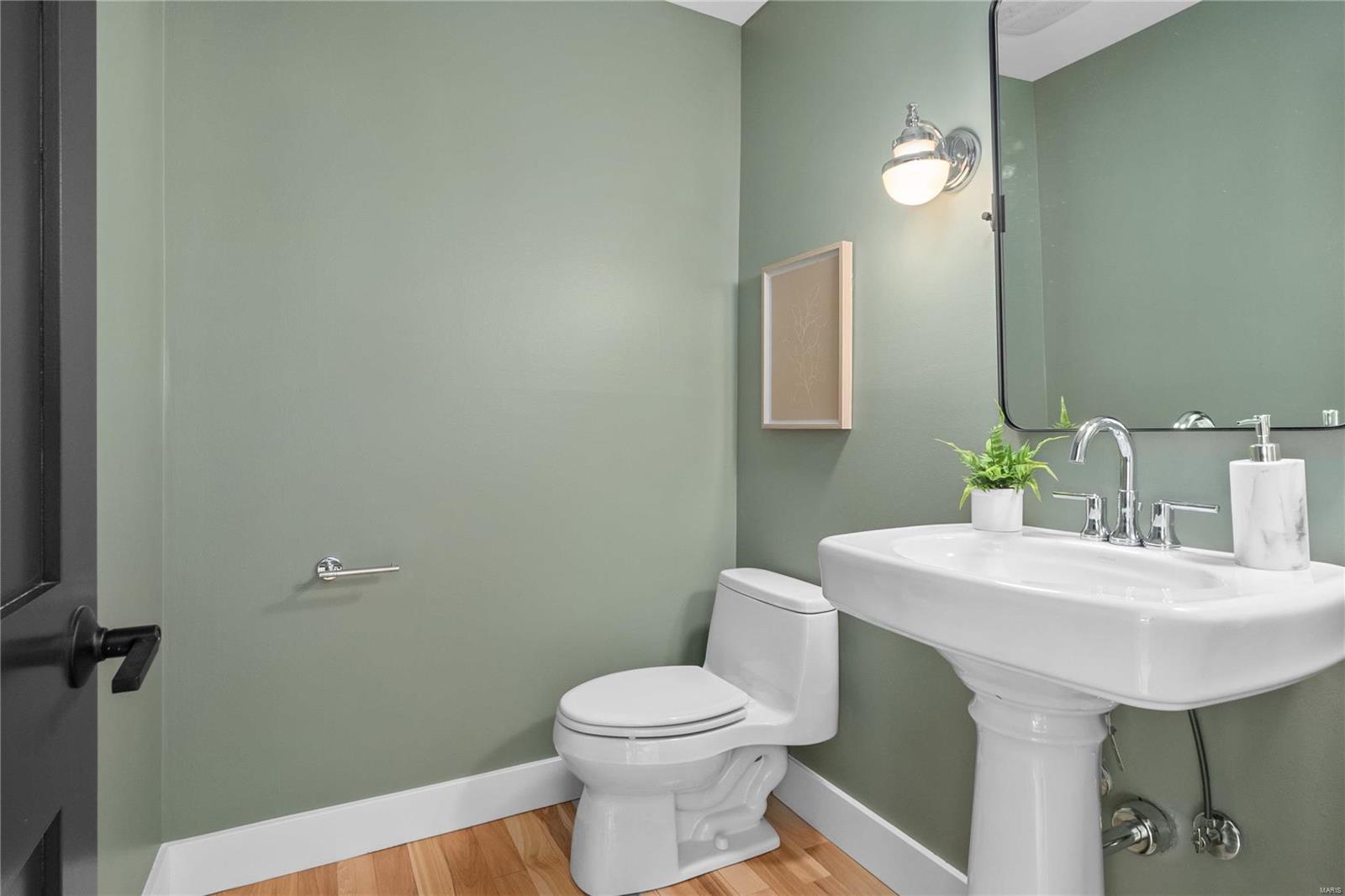 Windmoor Place South - Residential