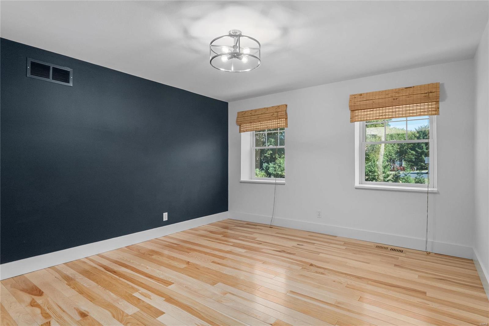 Windmoor Place South - Residential